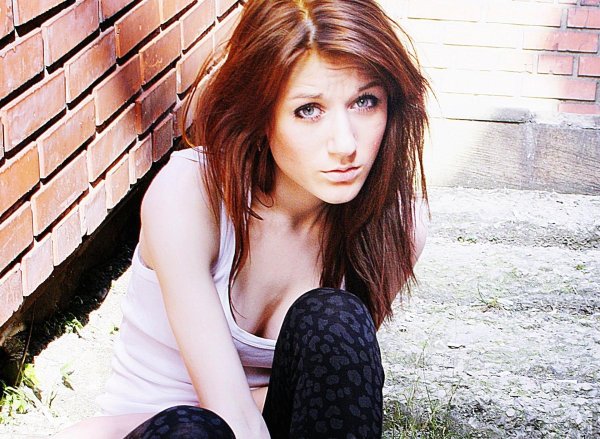 Девушка 16 летния