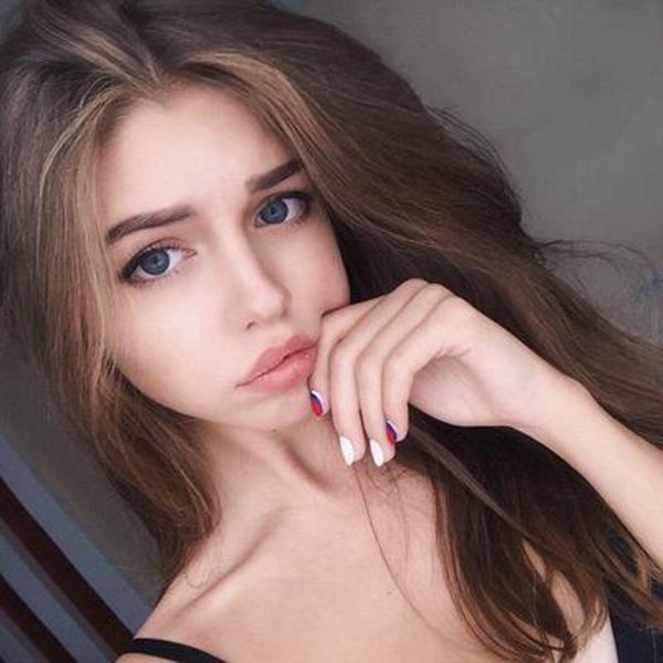 Девушка 16 летния