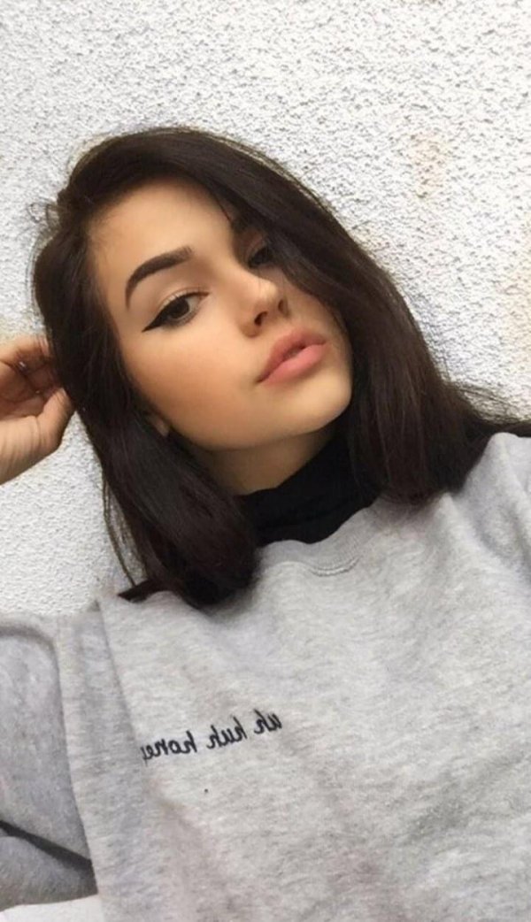 Девушка 16 летния