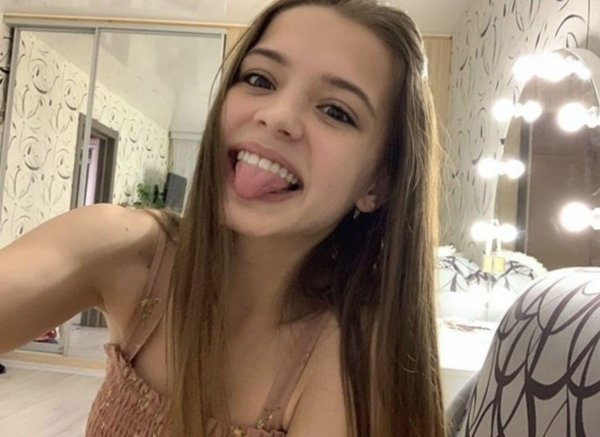 Самая девушка юля