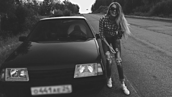 Бандит и девушка