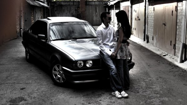 Бандит и девушка