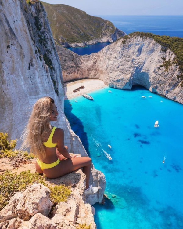 Греция с девушками