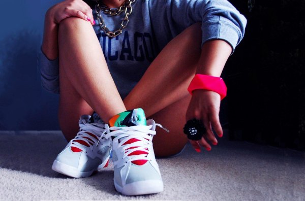 Кроссовок на девушках