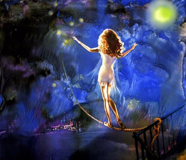 Девушка на канате