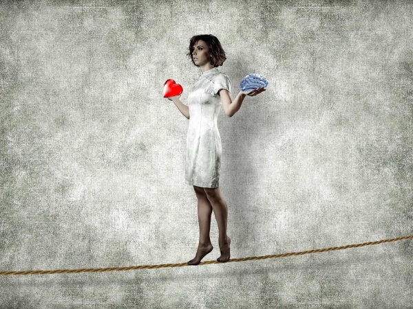 Девушка на канате