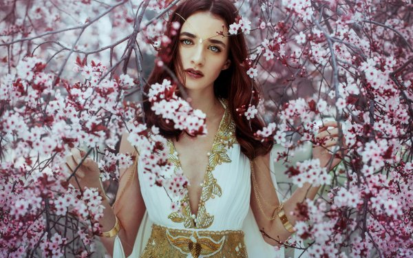 О весне и девушках