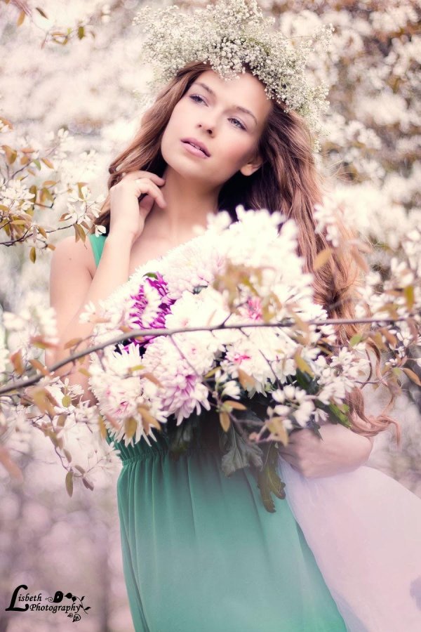 О весне и девушках