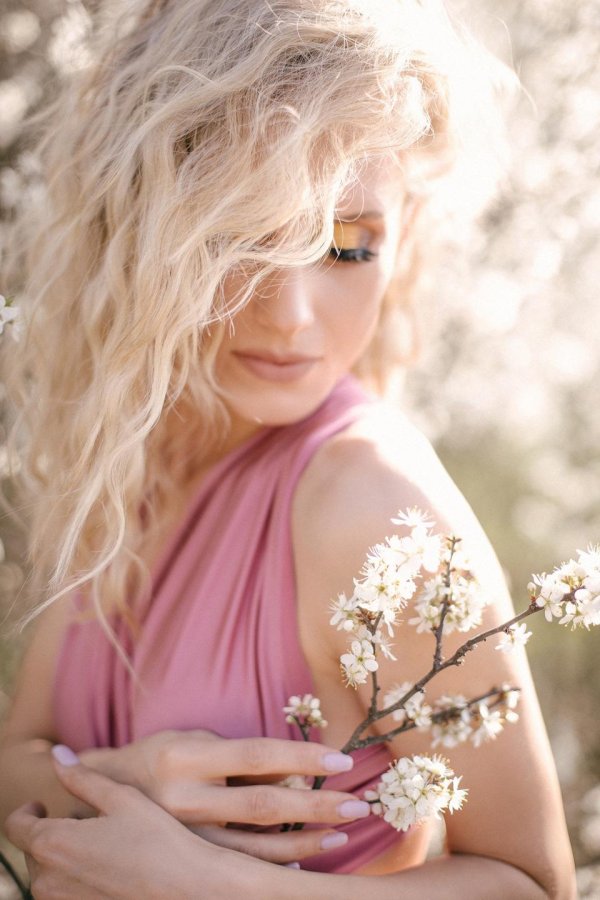 О весне и девушках