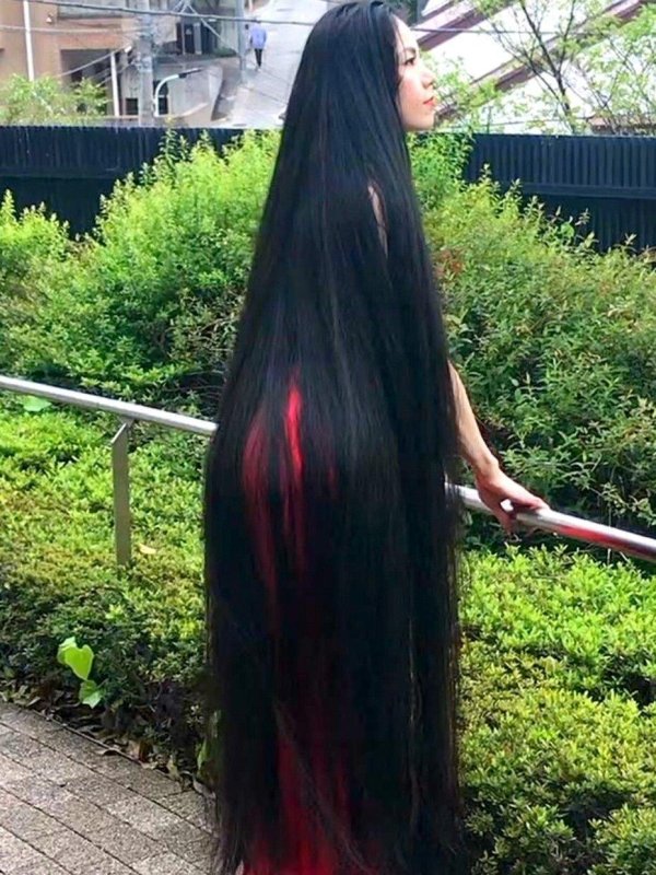 С девушками с длинными