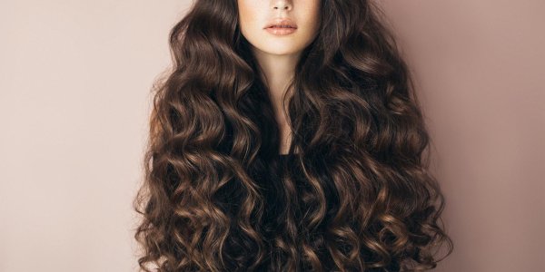 С девушками с длинными