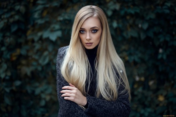 С девушками с длинными