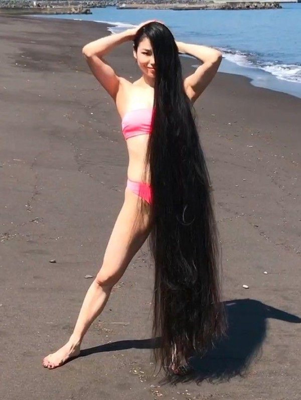 С девушками с длинными