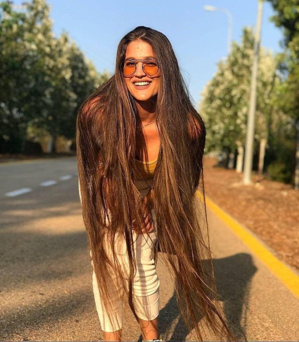 С девушками с длинными