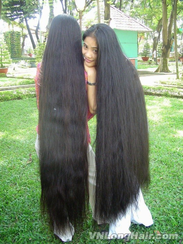 С девушками с длинными