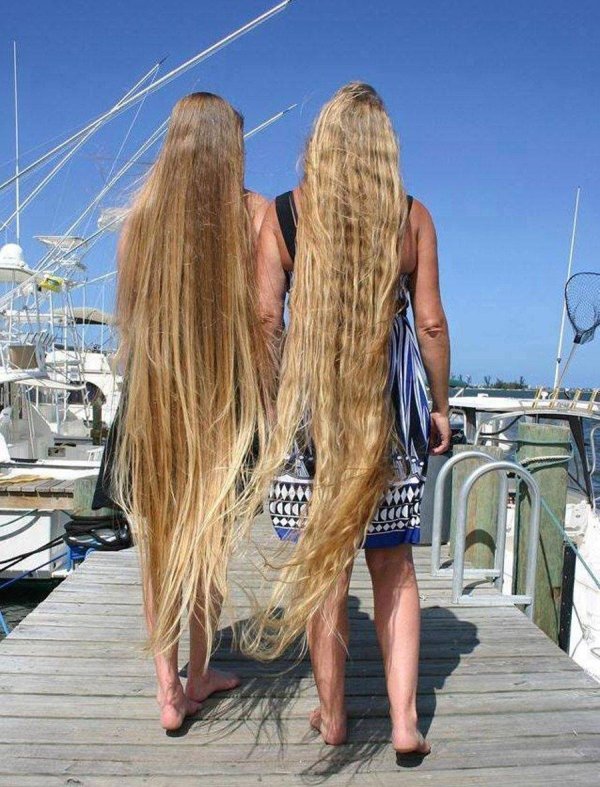 С девушками с длинными
