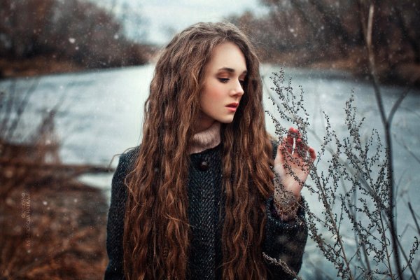 С девушками с длинными