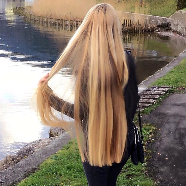 С девушками с длинными