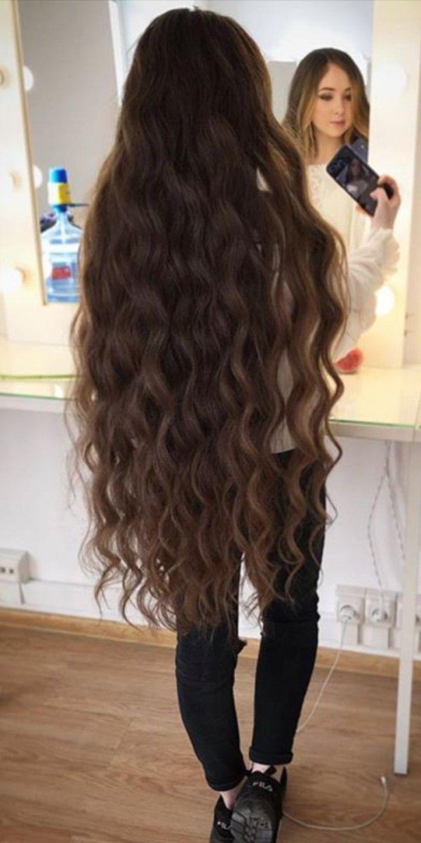 С девушками с длинными