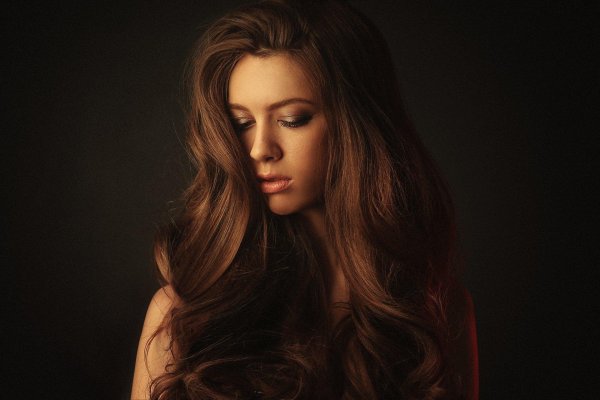 С девушками с длинными