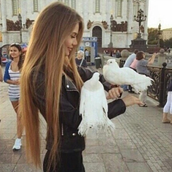 С девушками с длинными