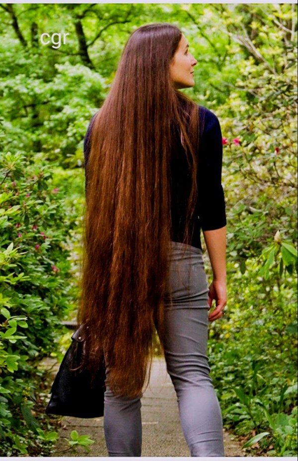 С девушками с длинными