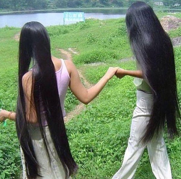 С девушками с длинными