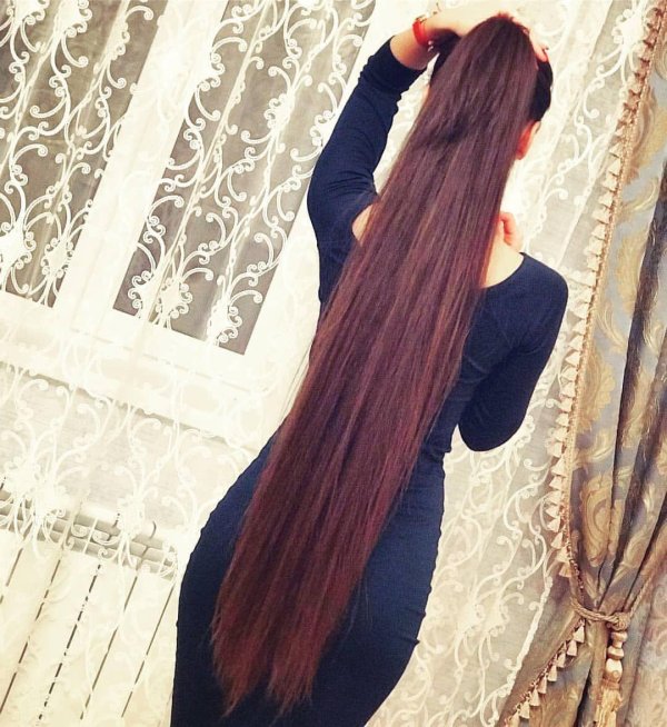 С девушками с длинными