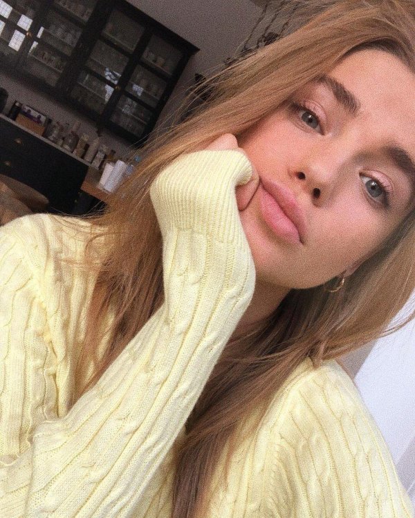 С девушками 20 лет