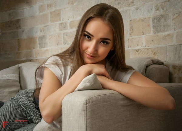 С девушками 20 лет