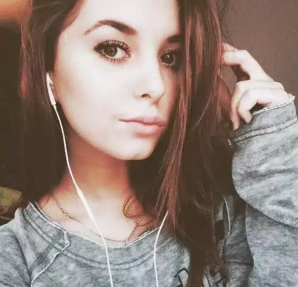 С девушками 20 лет