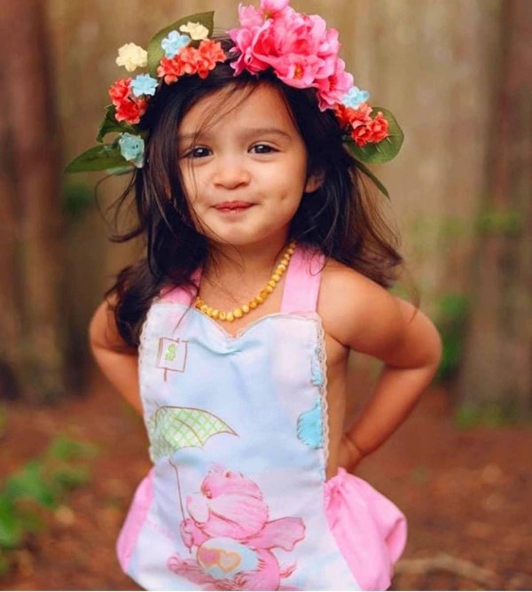 С девушками и детьми