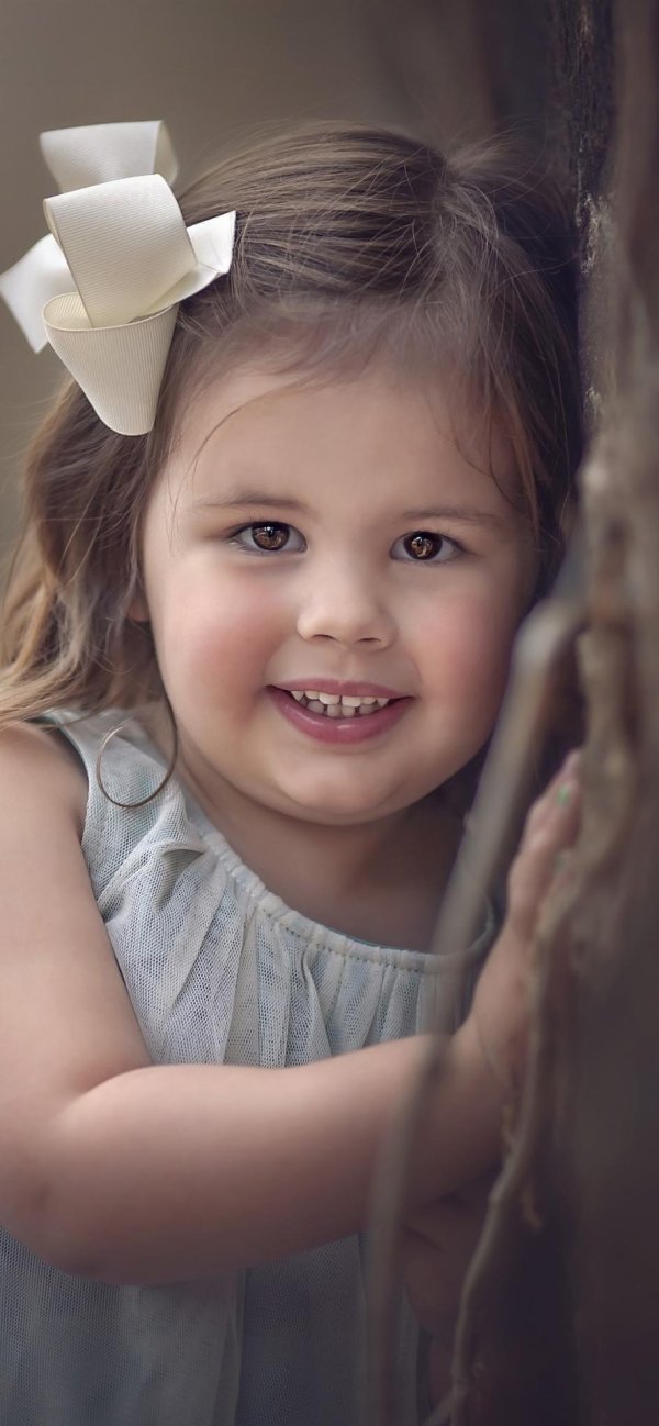 С девушками и детьми