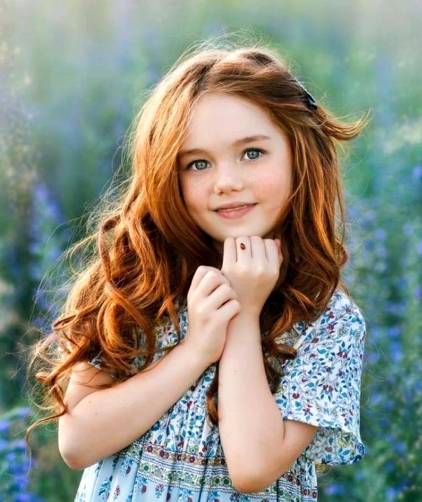 С девушками и детьми