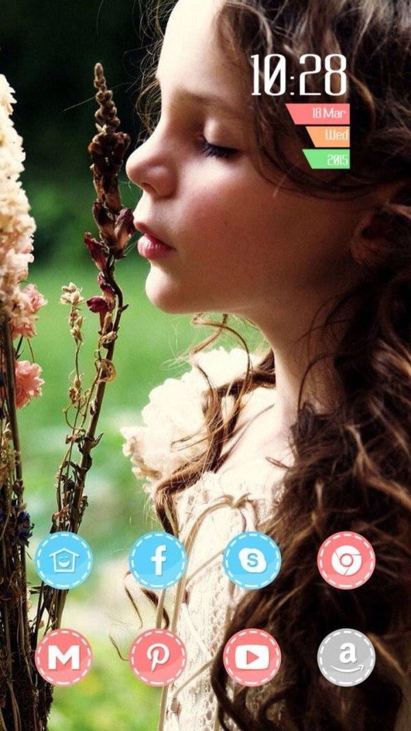 С девушками и детьми