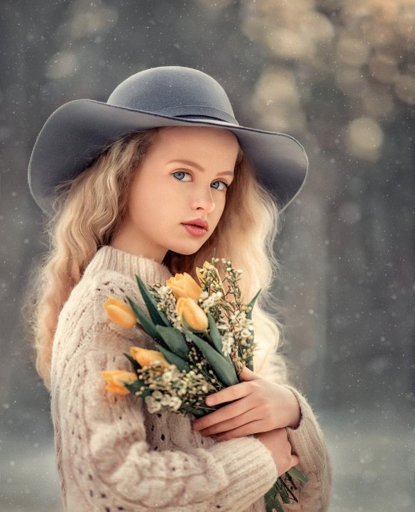 С девушками и детьми