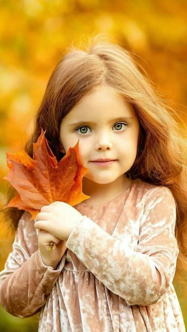 С девушками и детьми