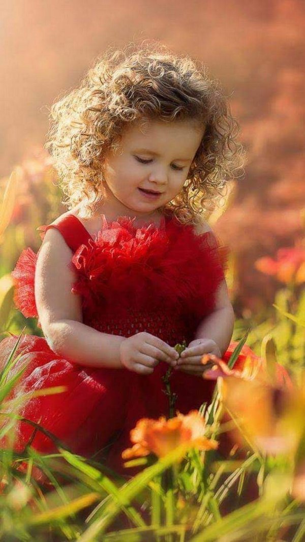 С девушками и детьми