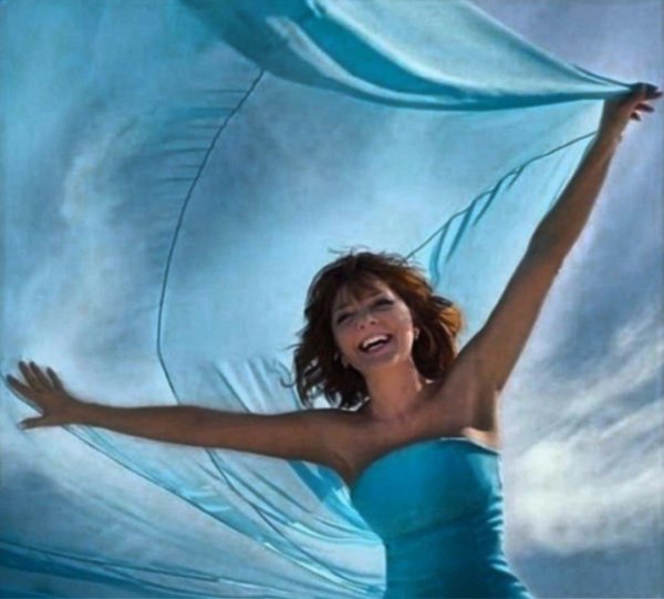 С девушками я счастлива