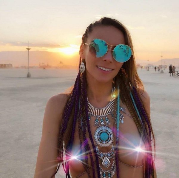 Самые с девушками смешные