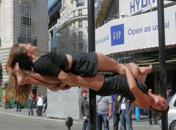 Самые с девушками смешные