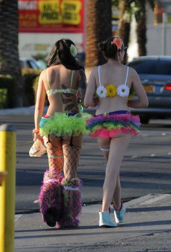 Самые с девушками смешные