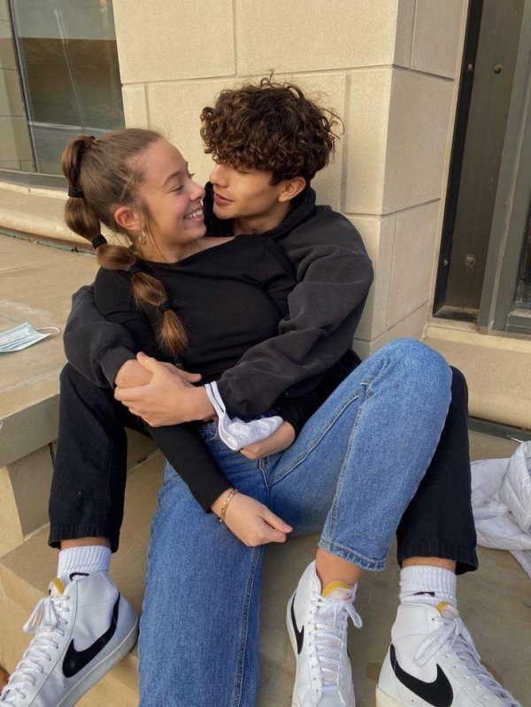 Парень и девушка друзья