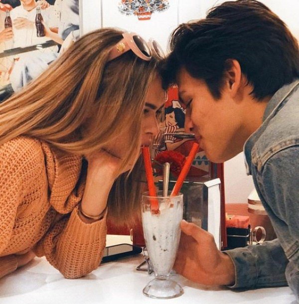 Парень и девушка друзья