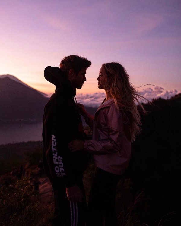 Парень и девушка друзья