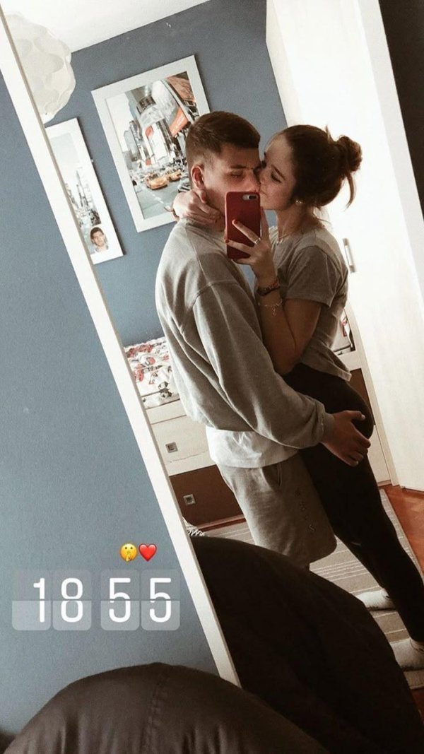 Парень и девушка друзья