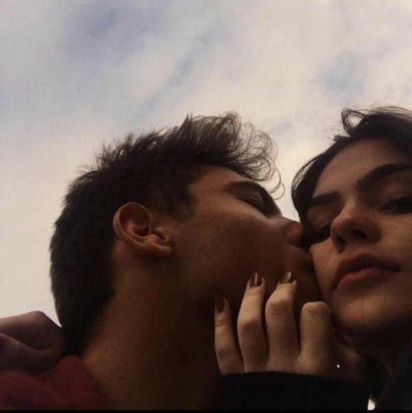 Парень и девушка друзья