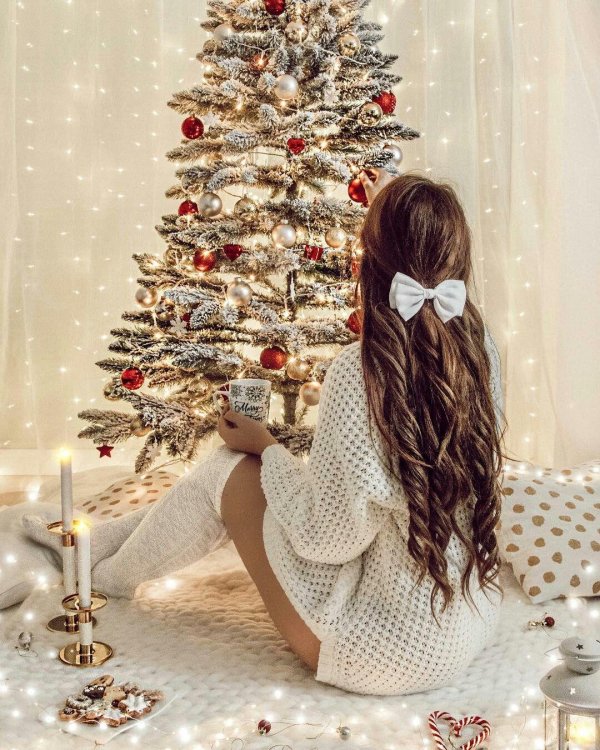 Девушка и новый год