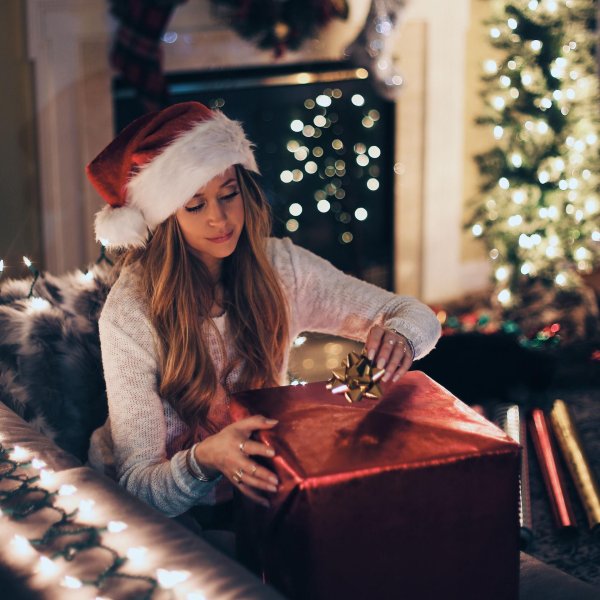 Девушка и новый год