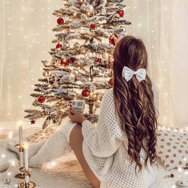 Девушка и новый год